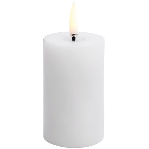 Led Melted Bloklys Nordic White Smooth 5x7 5 Cm Nordic White 1 Stk Fra Uyuni Lighting